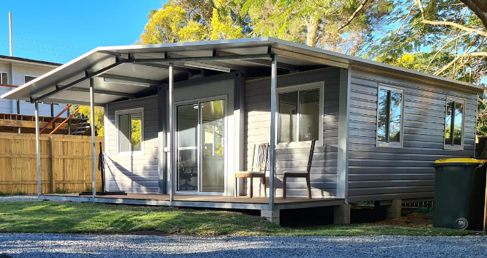 "Shipping Container Tiny Houses" in the Tourism Industry