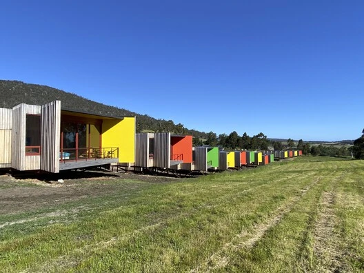 https://www.fulinkaitai.com/exploring-modern-aesthetics-in-container-house-design/